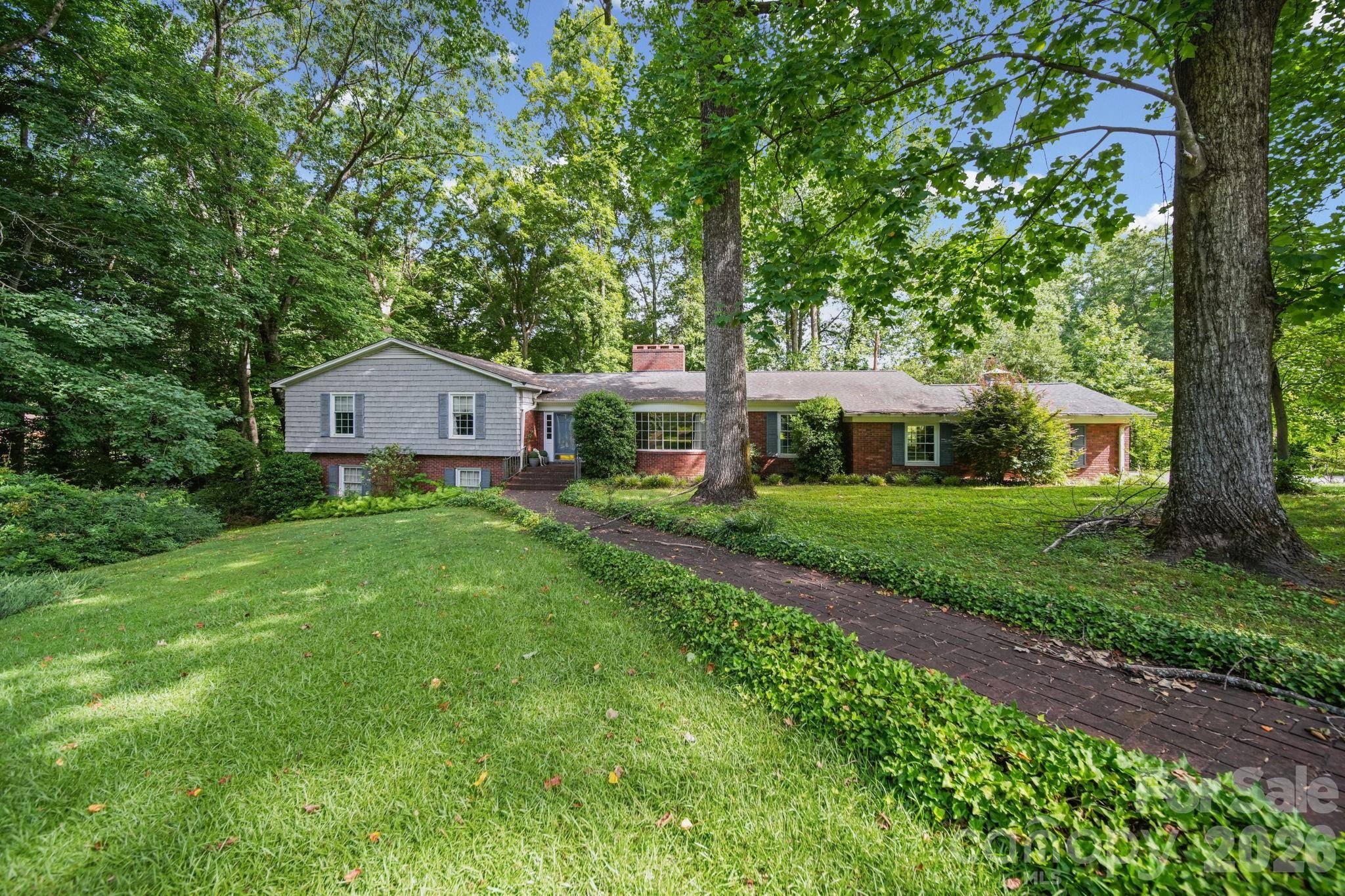 124 Fernwood DR, Gaffney, SC 29340