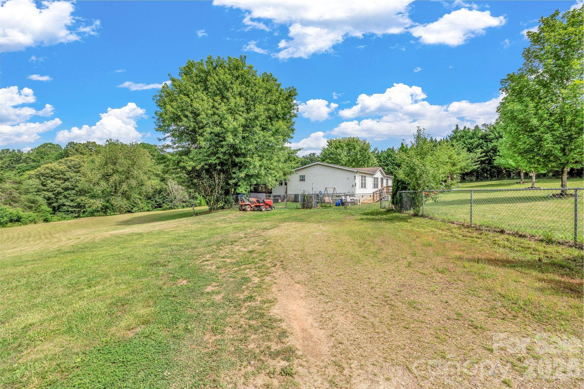 147 High Valley Estates DR, Alexander, NC 28701