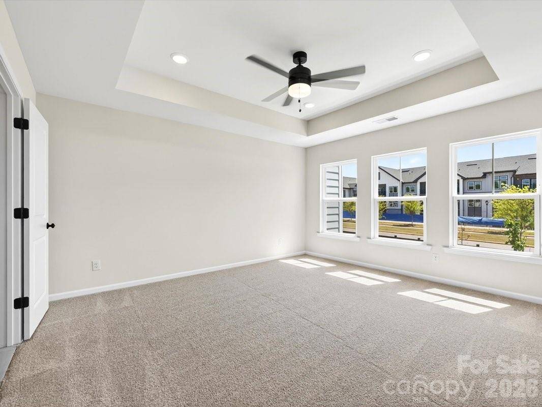 10024 Mamillion DR, Huntersville, NC 28078