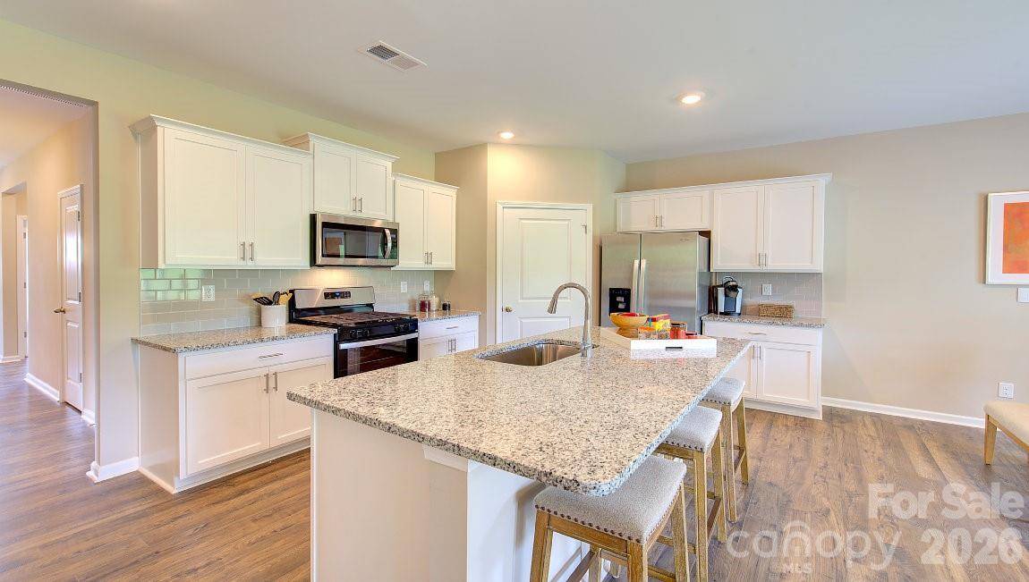 33 Bovine Branch RD, Fletcher, NC 28732