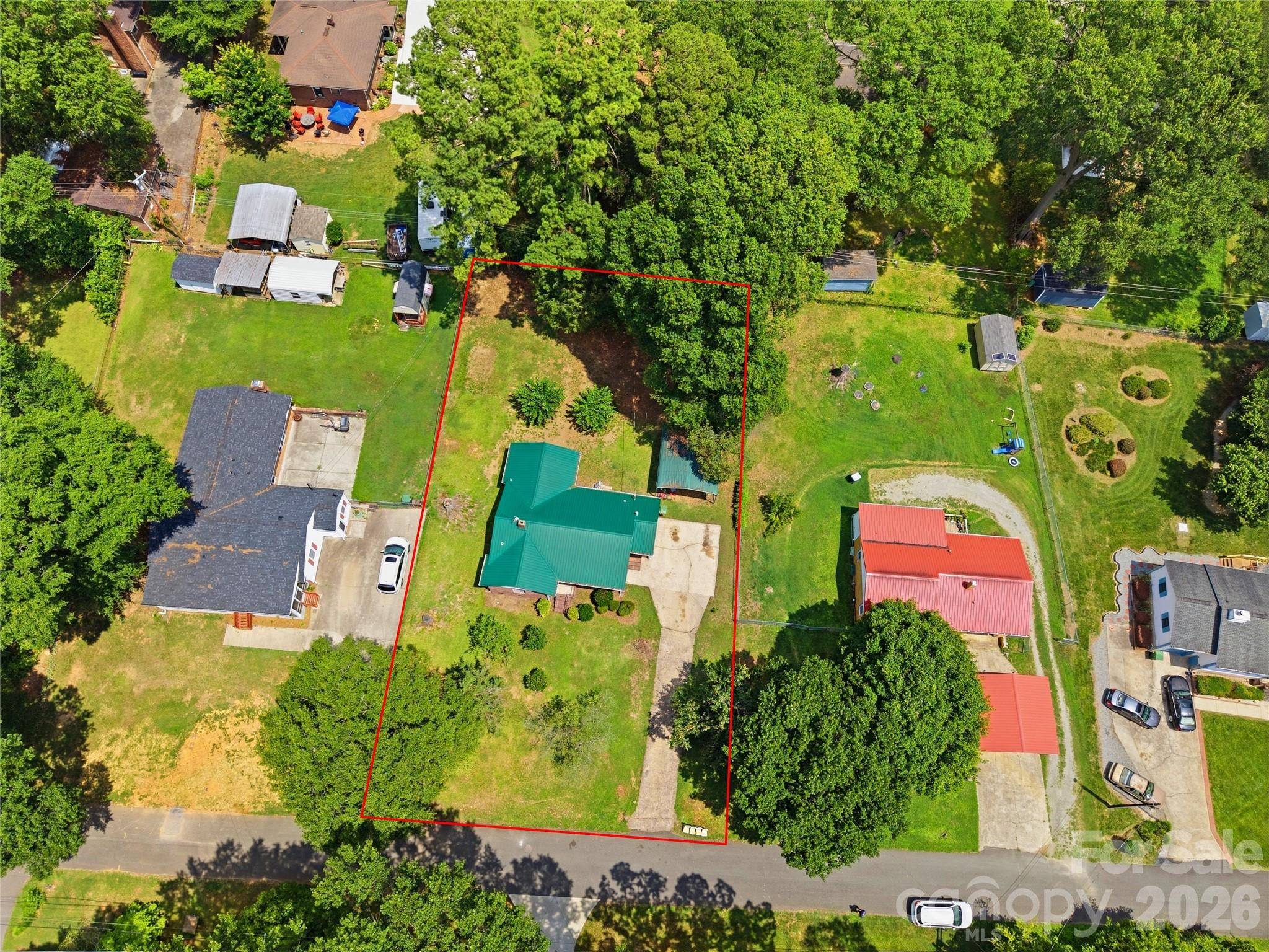 307 Dutchman AVE, Mount Holly, NC 28120