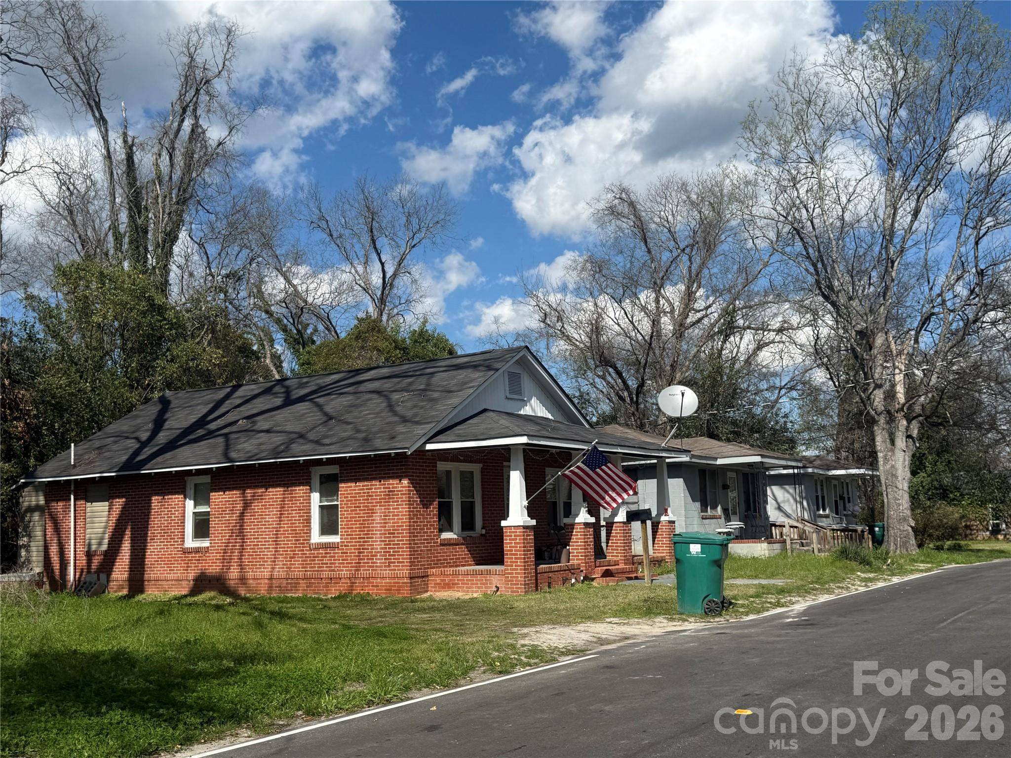 116/122/124/126 Godfrey ST, Cheraw, SC 29520