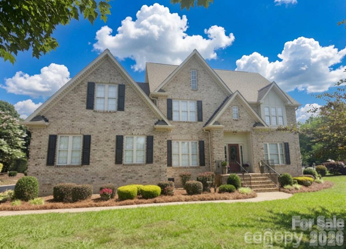 105 Mandarin DR, Mooresville, NC 28117