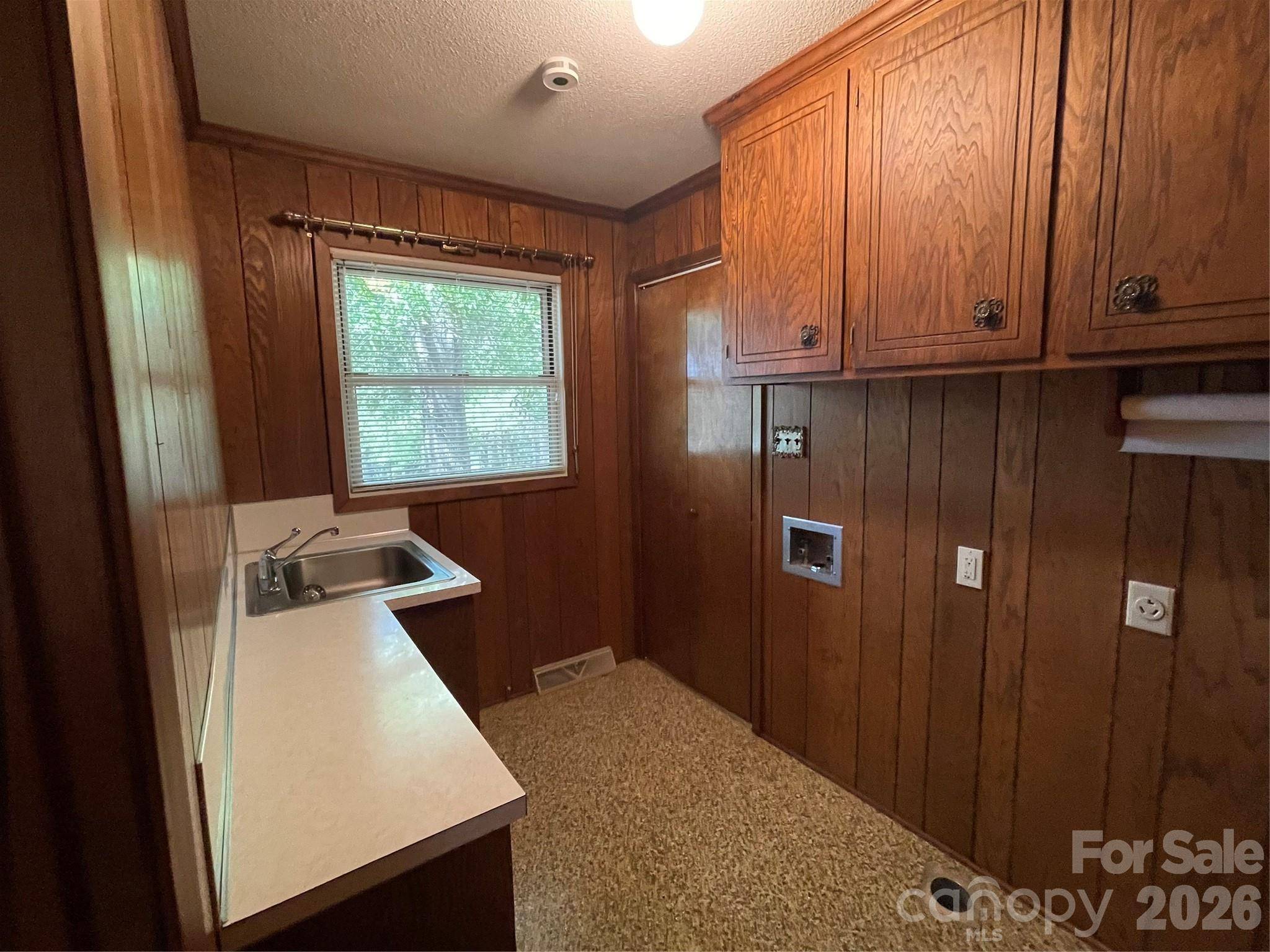 920 Page ST, Mount Pleasant, NC 28124