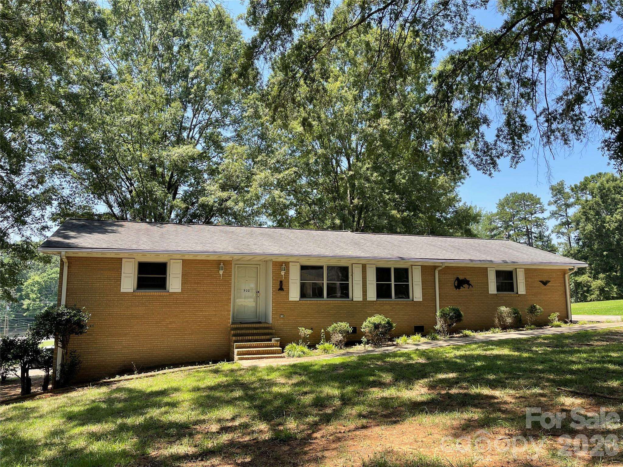 920 Page ST, Mount Pleasant, NC 28124