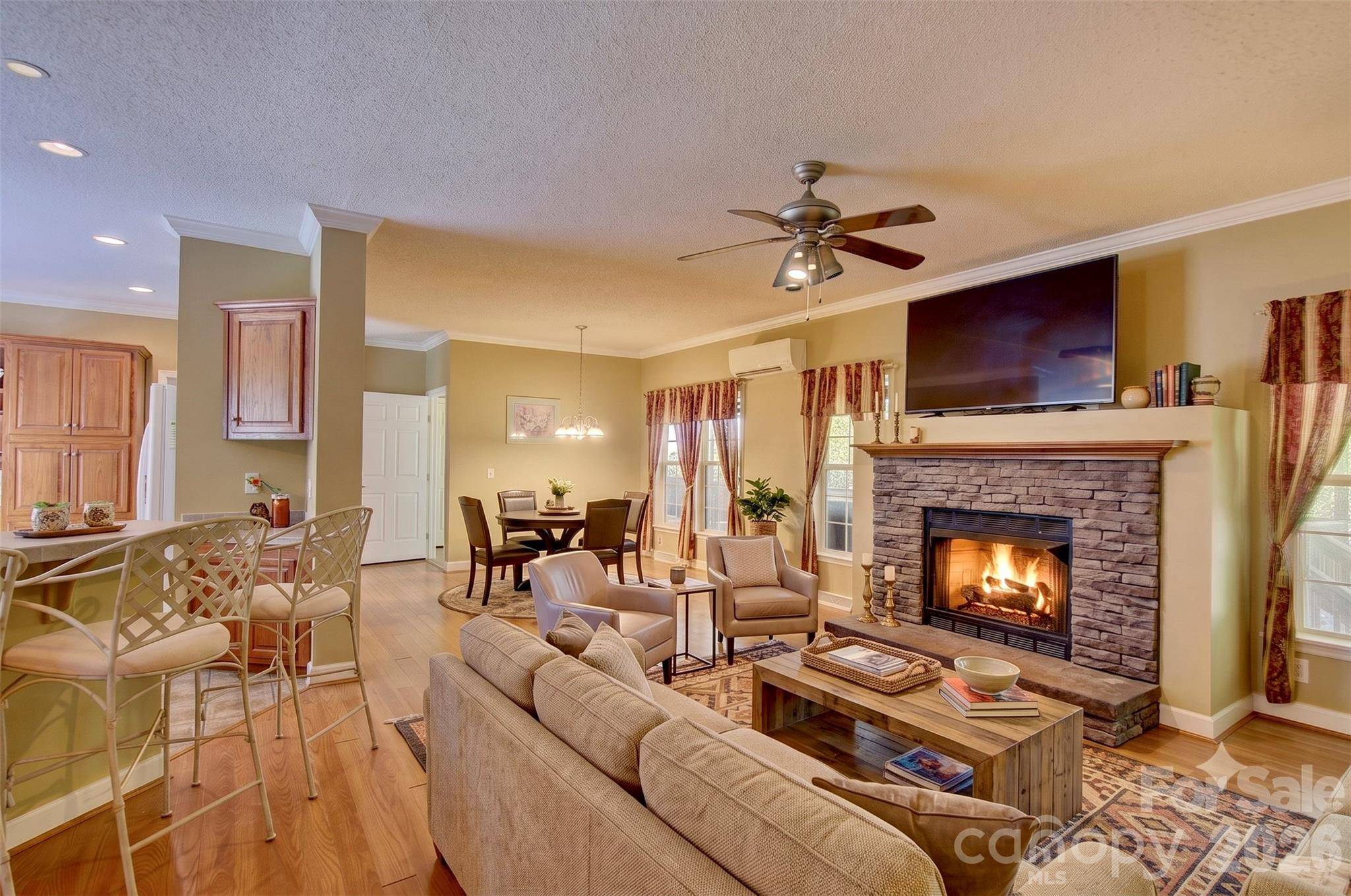 498 Broad Branch RD, Bakersville, NC 28705