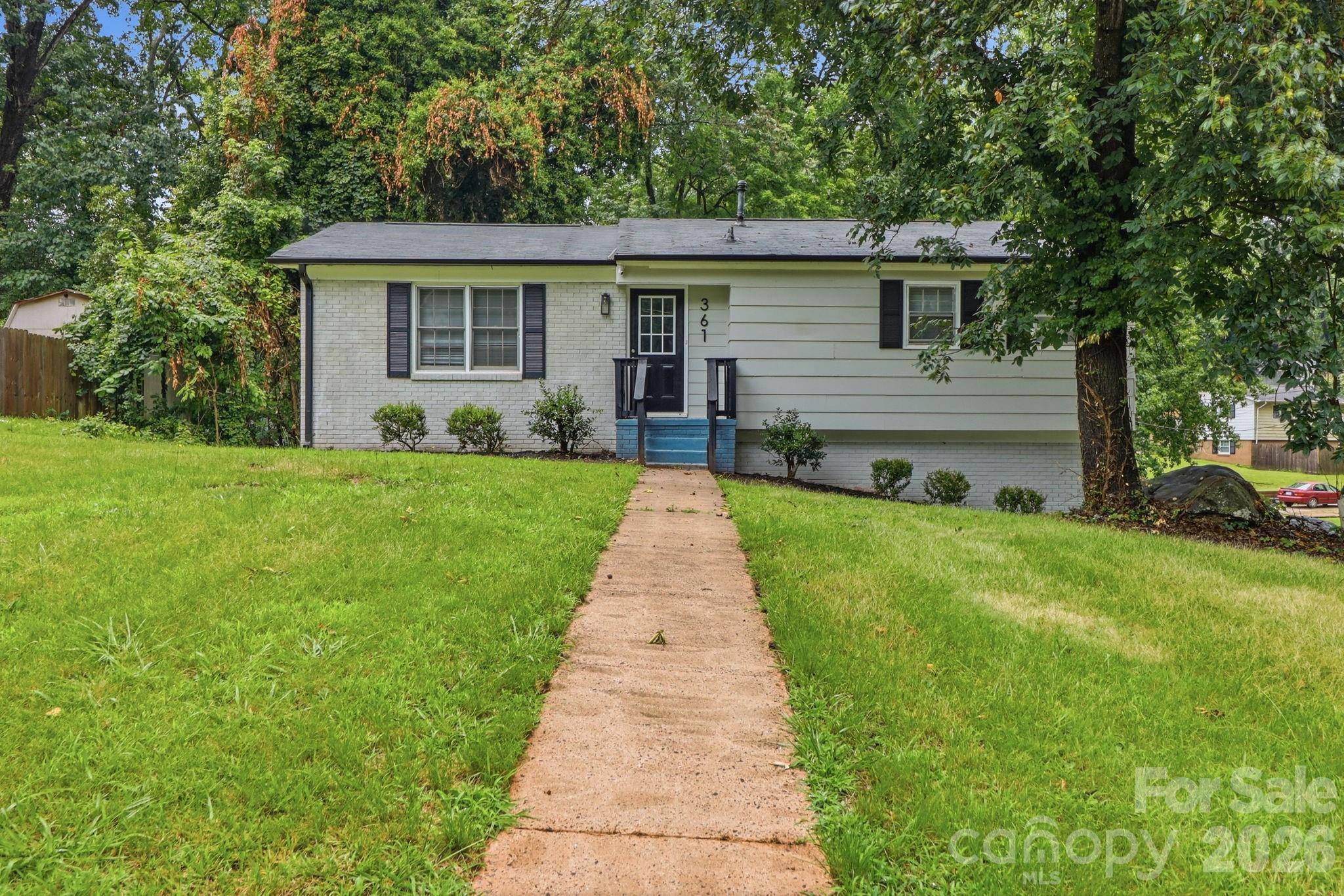 361 Sleepy Hollow RD, Charlotte, NC 28217