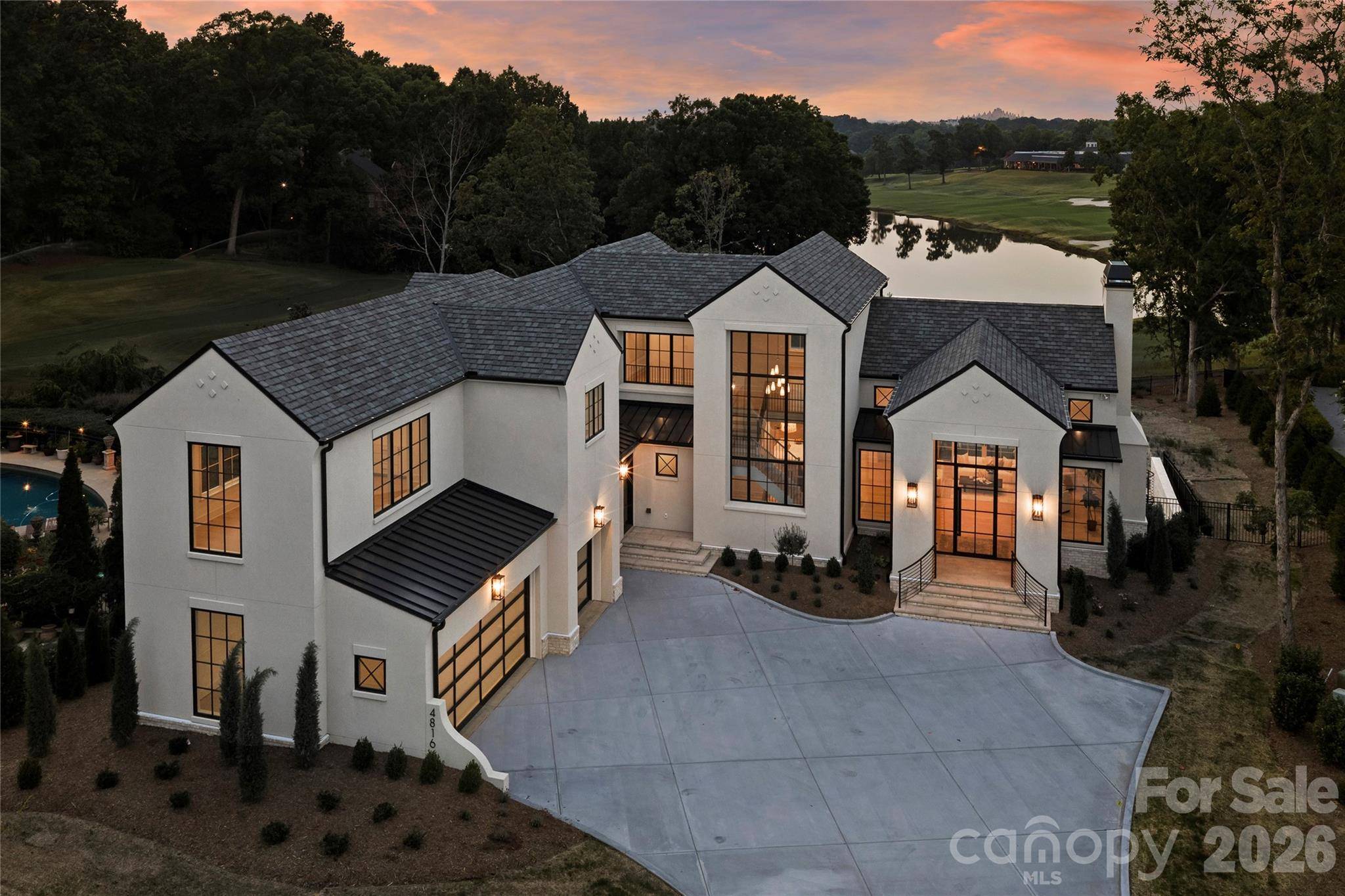 4816 Kelly Woods LN, Charlotte, NC 28277