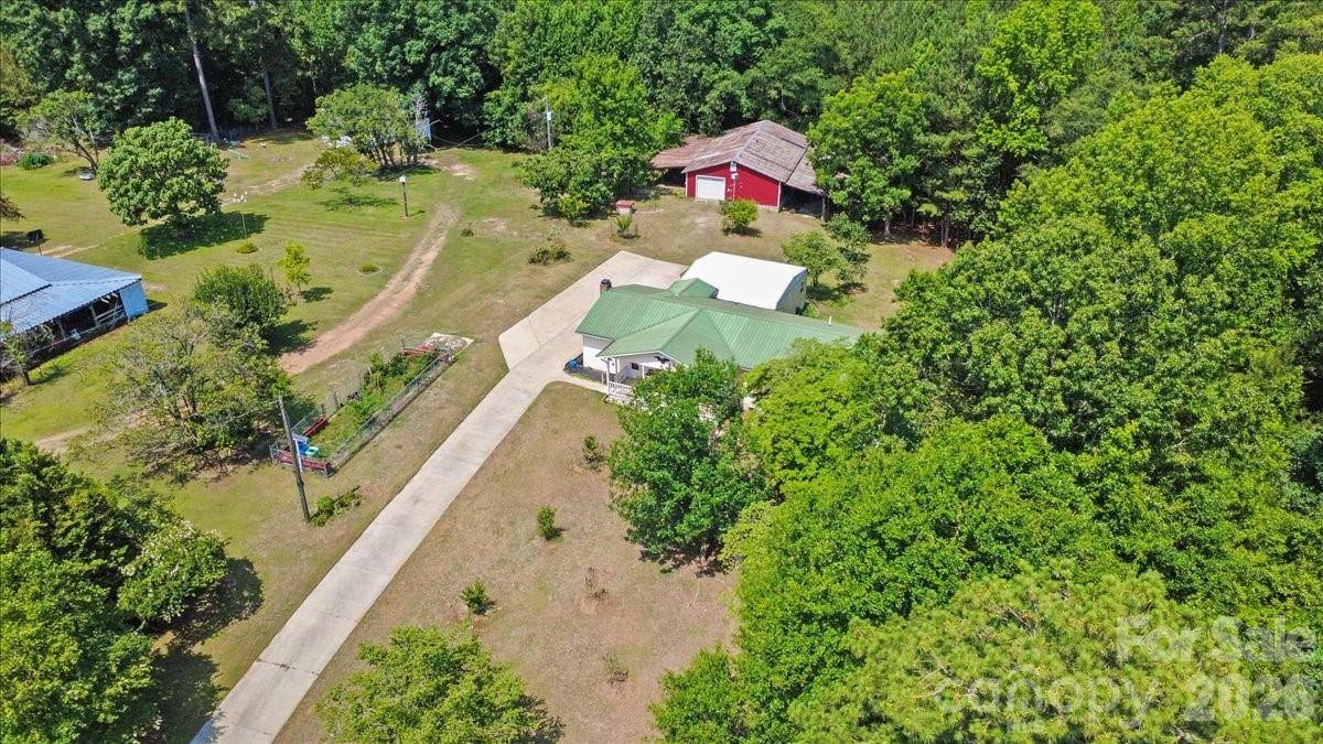 405 Watson Hill LN, Chesterfield, SC 29709
