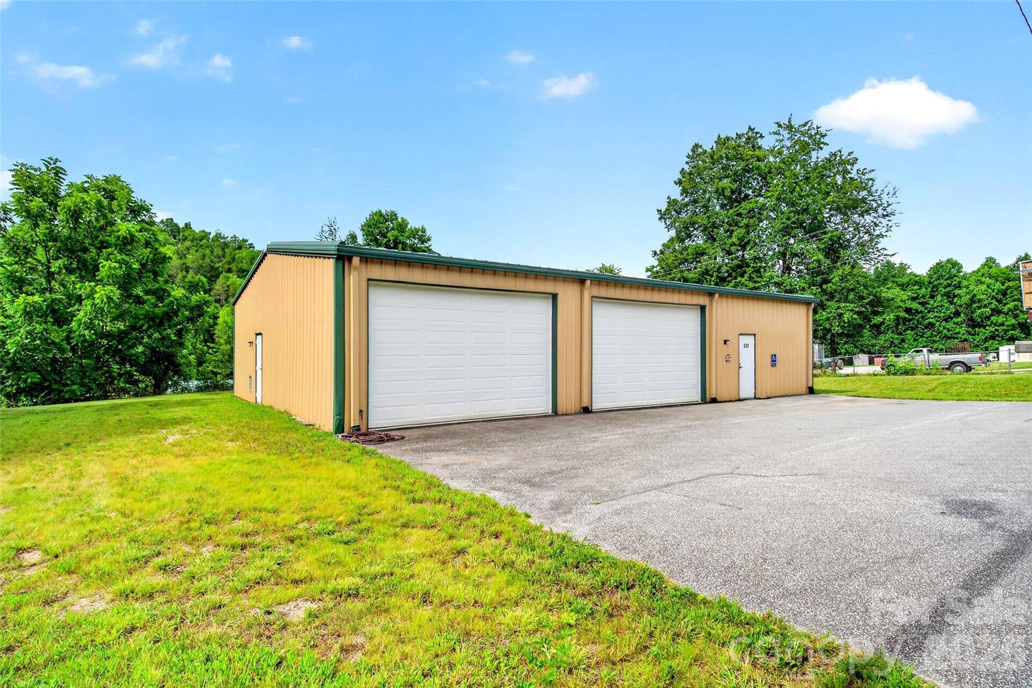 533 Catawba River RD, Old Fort, NC 28762