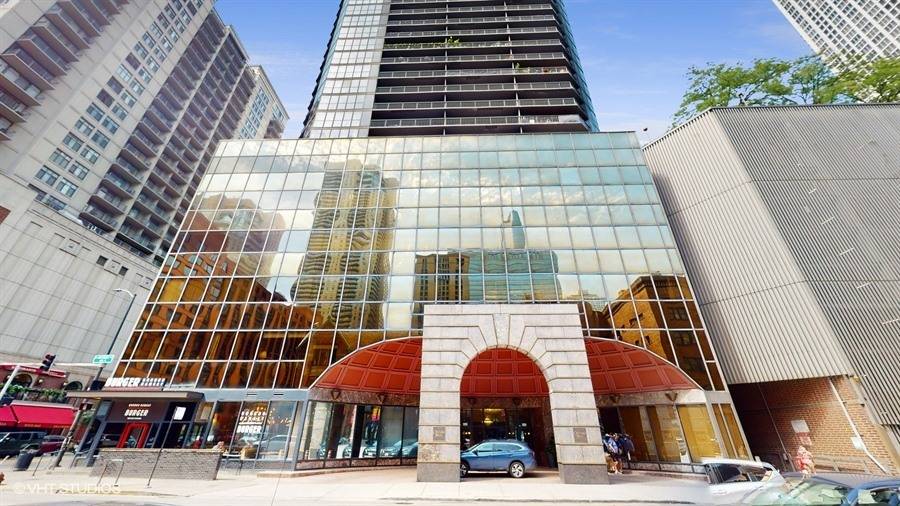 10 E Ontario ST #4301, Chicago, IL 60611