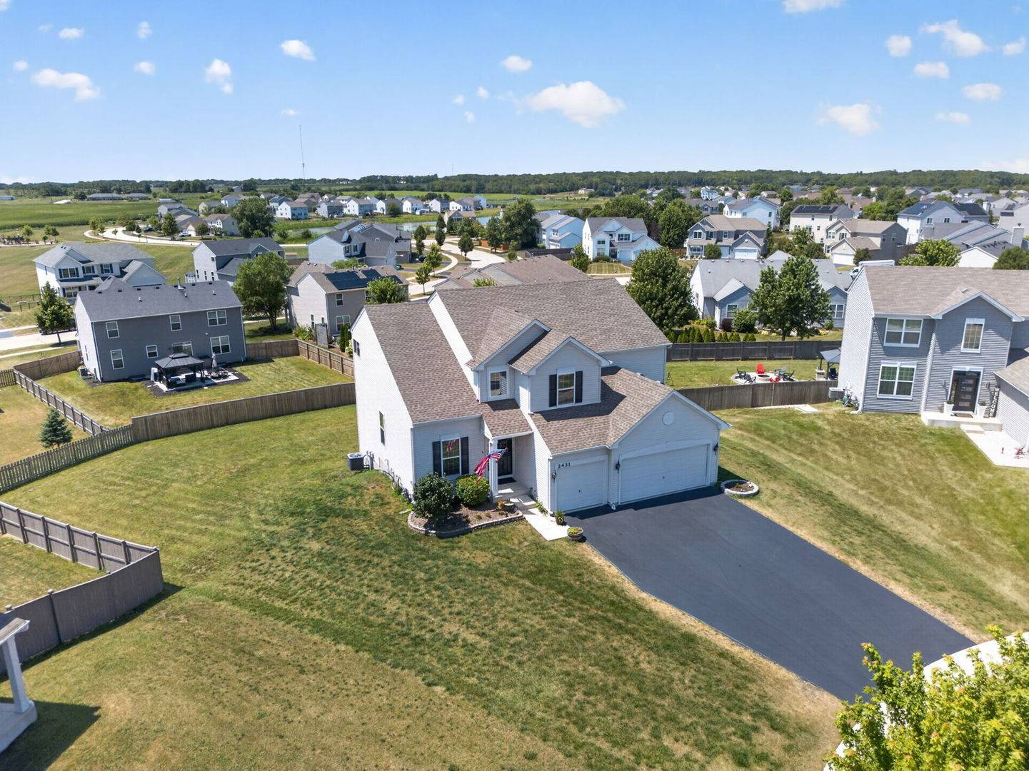 2431 Fitzhugh Turn, Yorkville, IL 60560