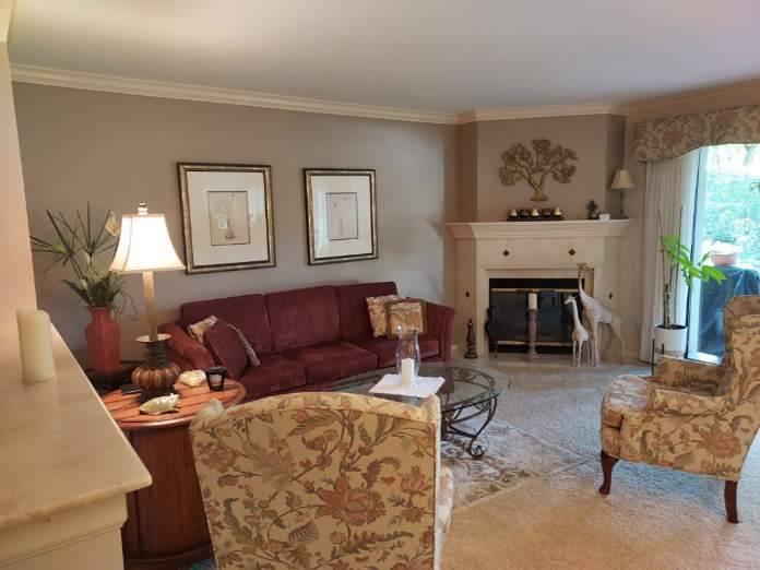 347-D Hickory LN #C-445, Lake Barrington, IL 60010