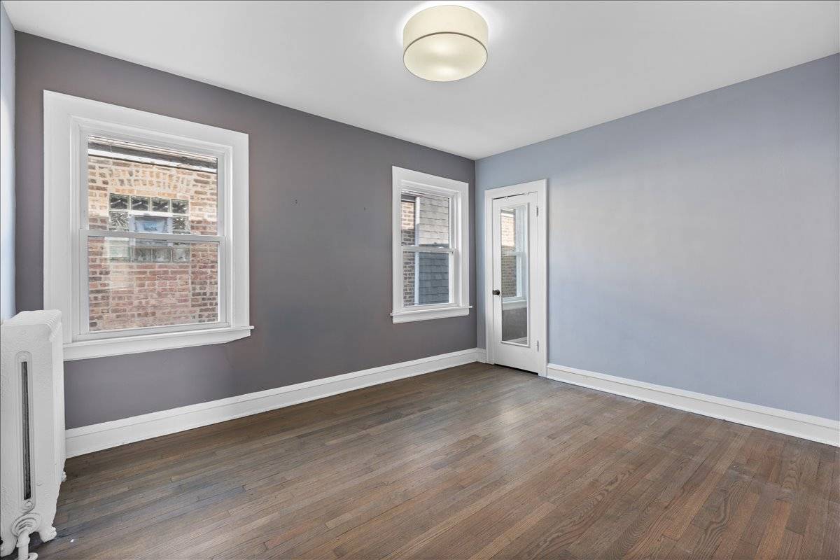 5051 W Montana ST, Chicago, IL 60639
