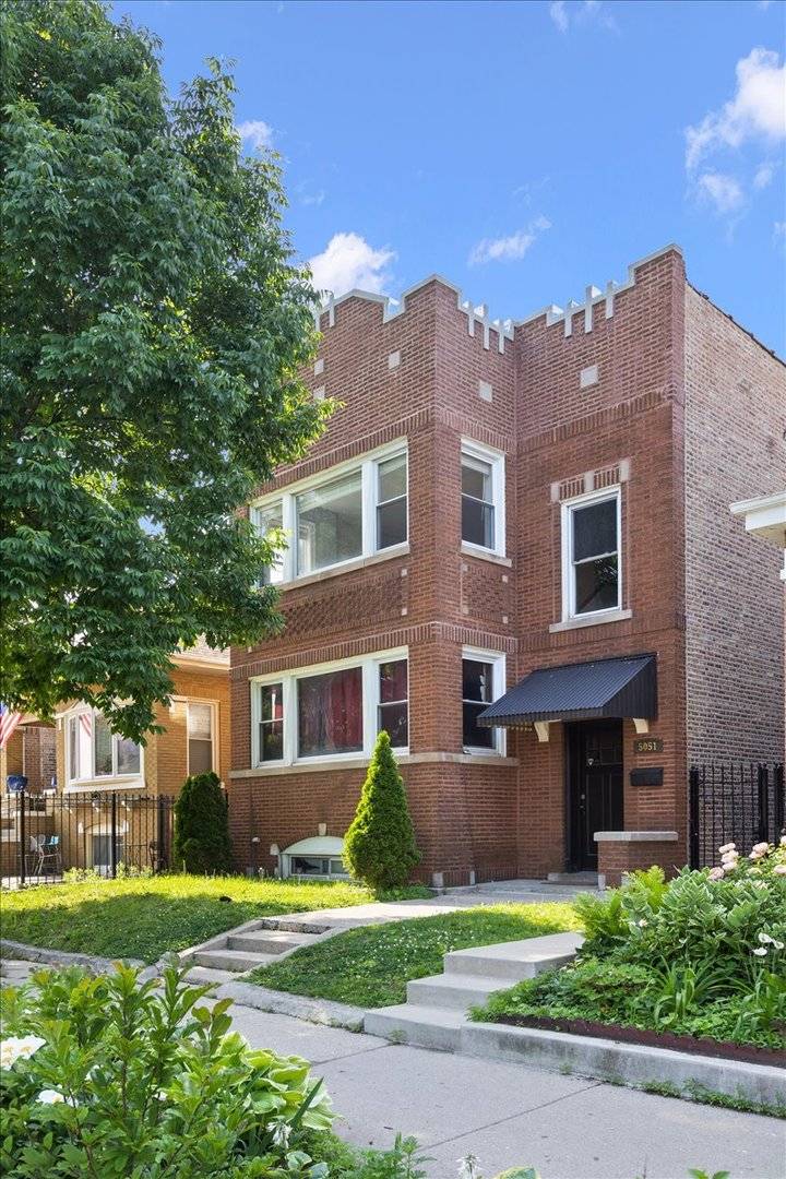 5051 W Montana ST, Chicago, IL 60639