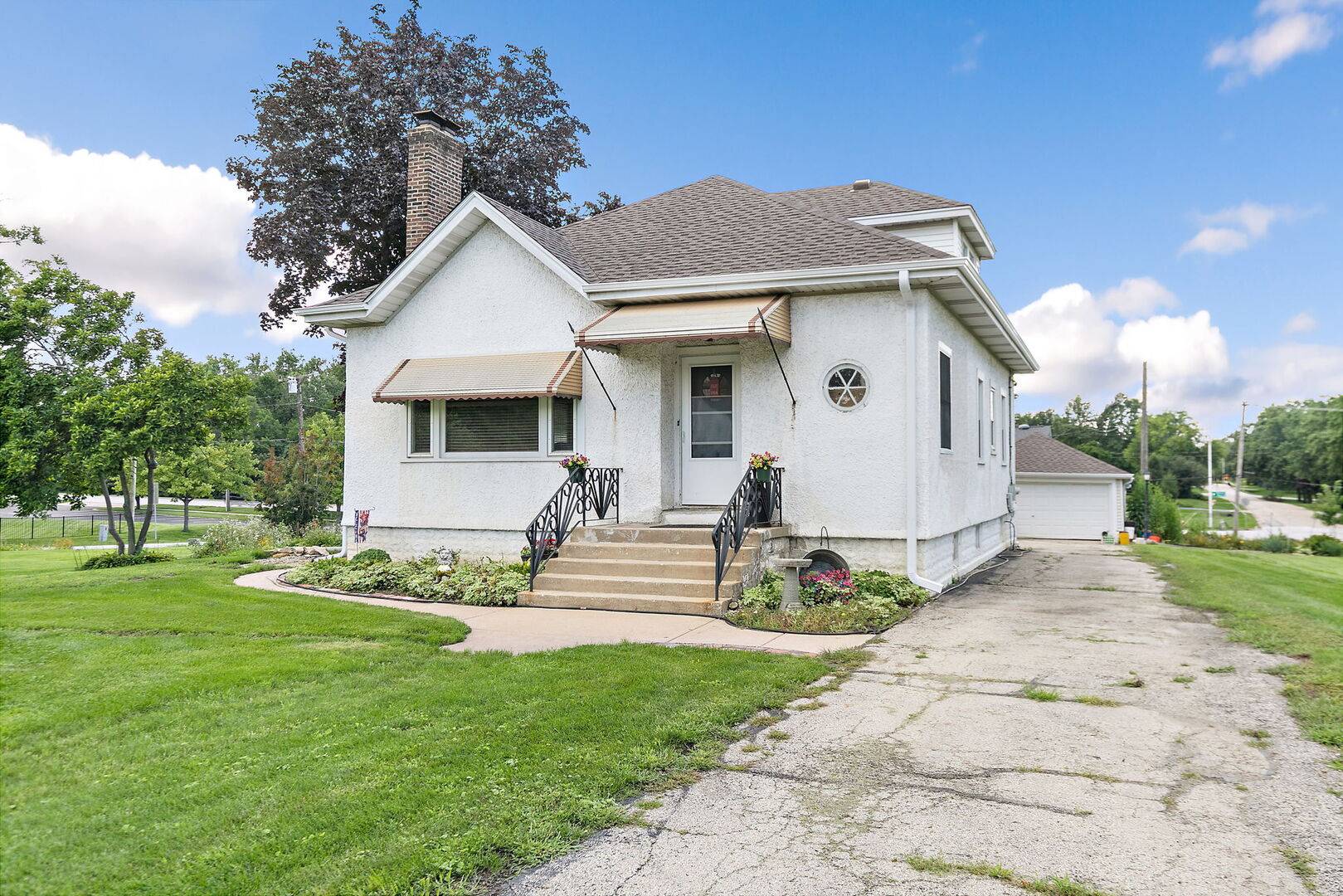 1146 S Church AVE, Lombard, IL 60148
