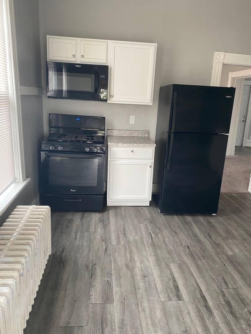 1335 W 13th ST, Davenport, IA 52804