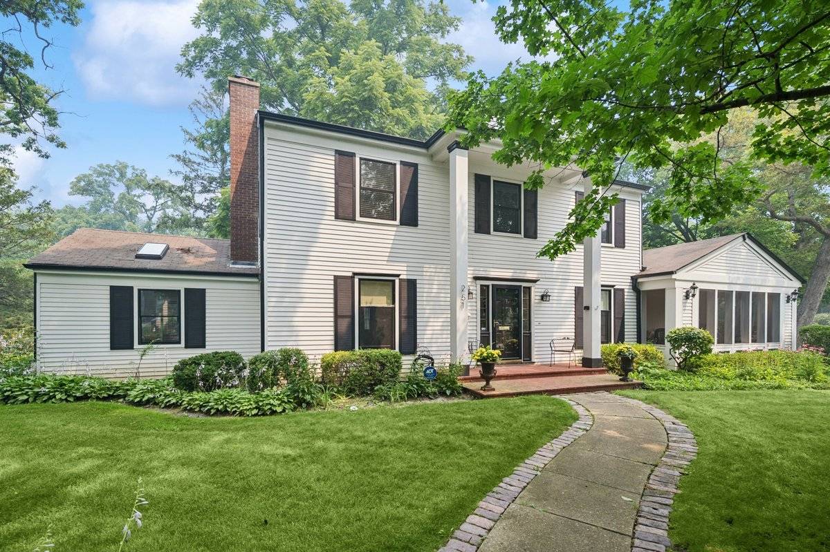 251 Central AVE, Highland Park, IL 60035