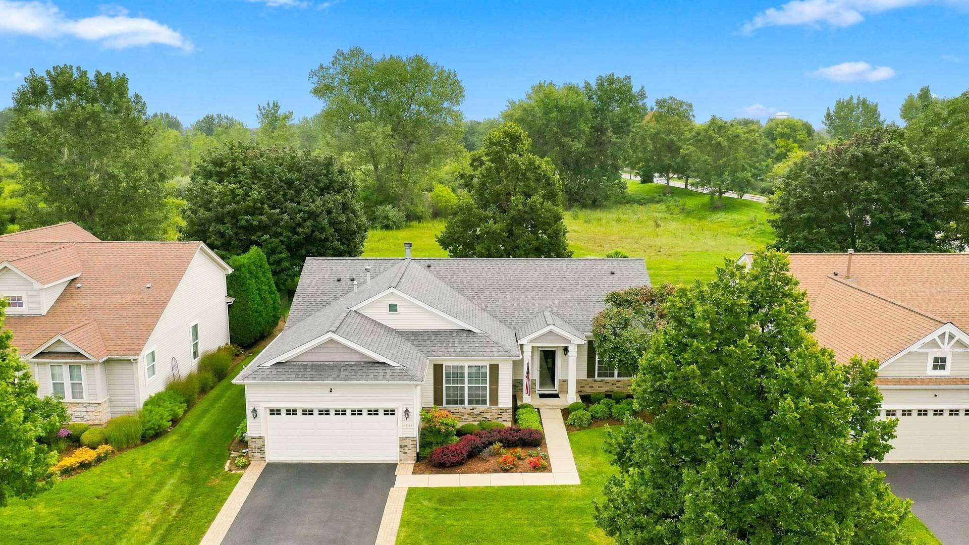 13260 Cold Springs DR, Huntley, IL 60142
