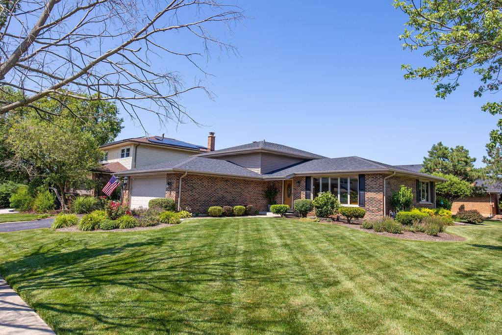 17207 Valley DR, Tinley Park, IL 60487