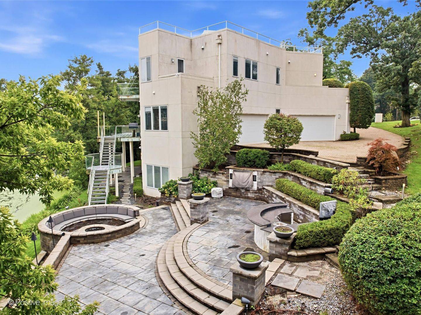 920 St Stephens Green, Oak Brook, IL 60523