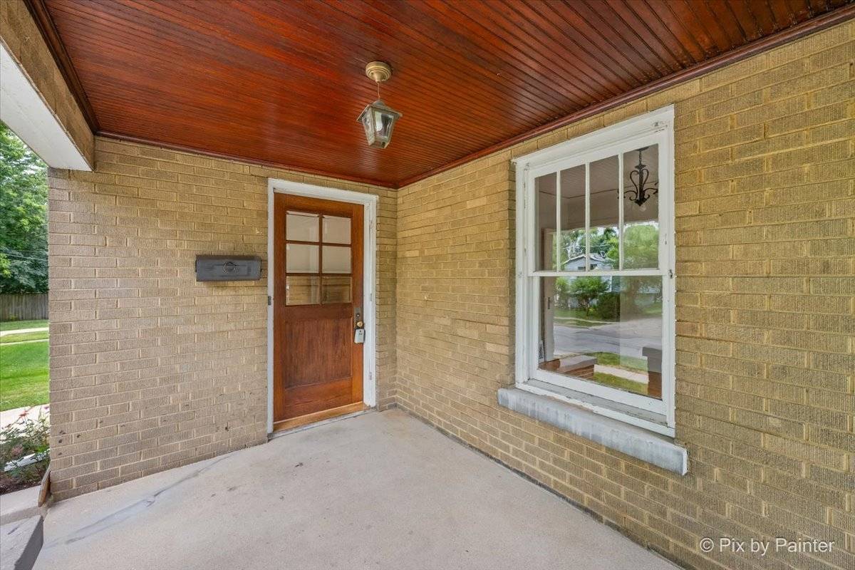 320 Allen AVE, West Chicago, IL 60185