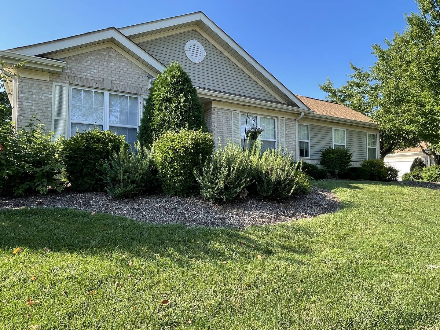 21564 W Empress LN, Plainfield, IL 60544