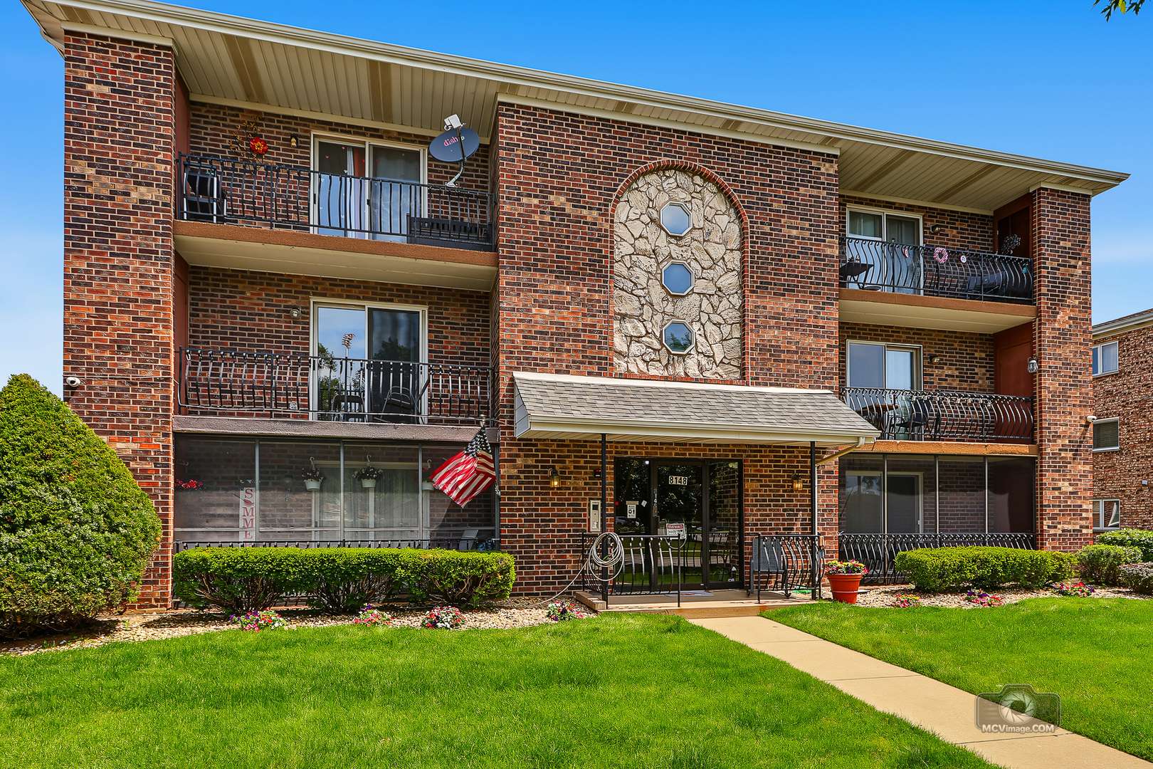 8148 169th ST #3E, Tinley Park, IL 60477