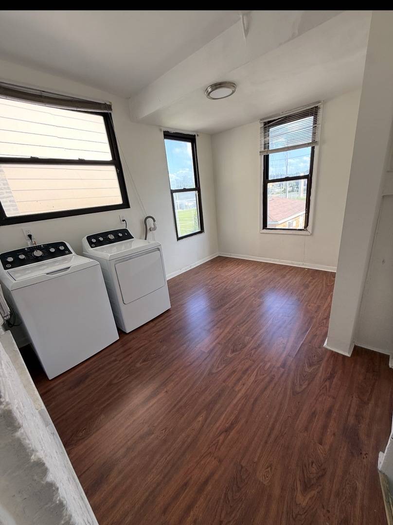 1617 W 38th PL #2, Chicago, IL 60609