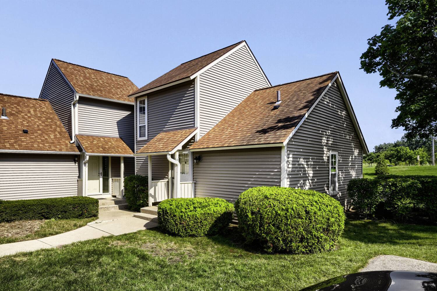 901 Vose DR, Gurnee, IL 60031