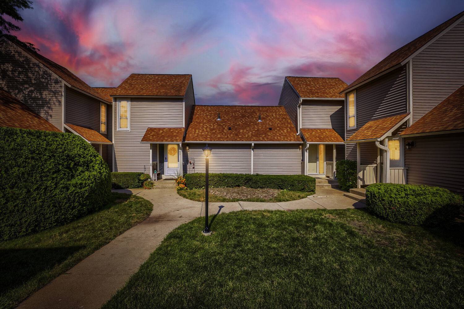901 Vose DR, Gurnee, IL 60031