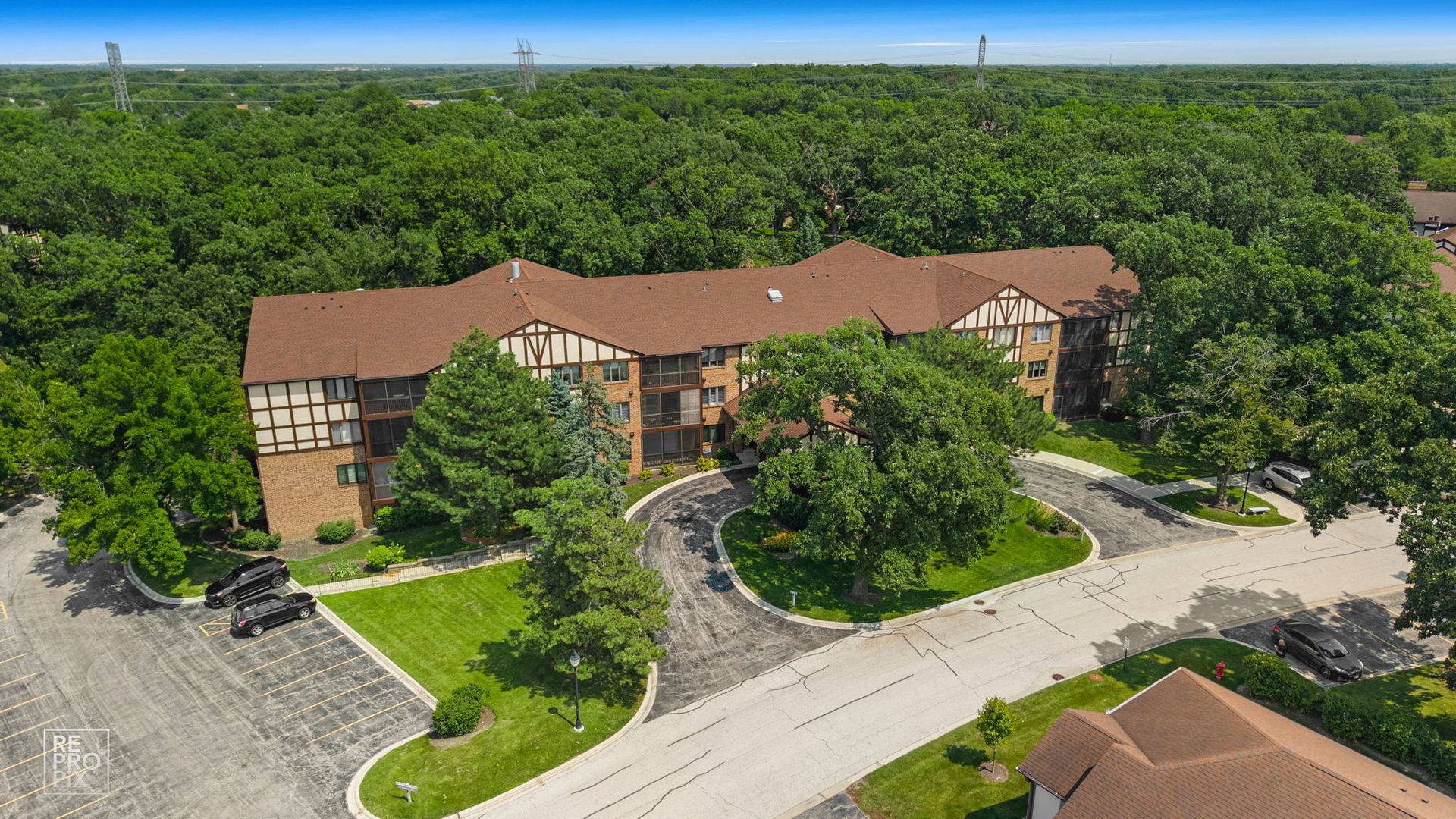 7800 W Foresthill LN #204, Palos Heights, IL 60463