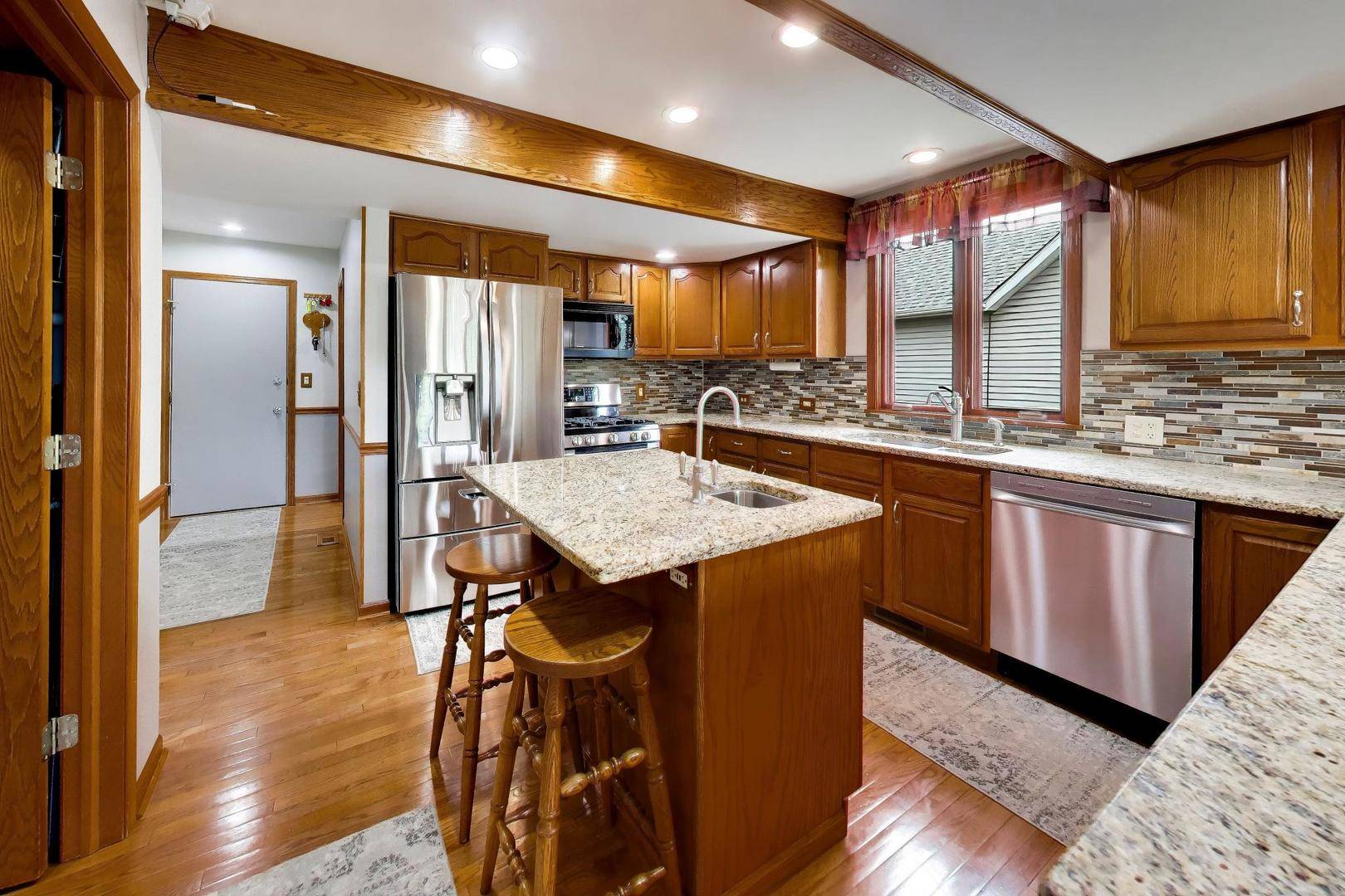 36701 N Lake ST, Ingleside, IL 60041