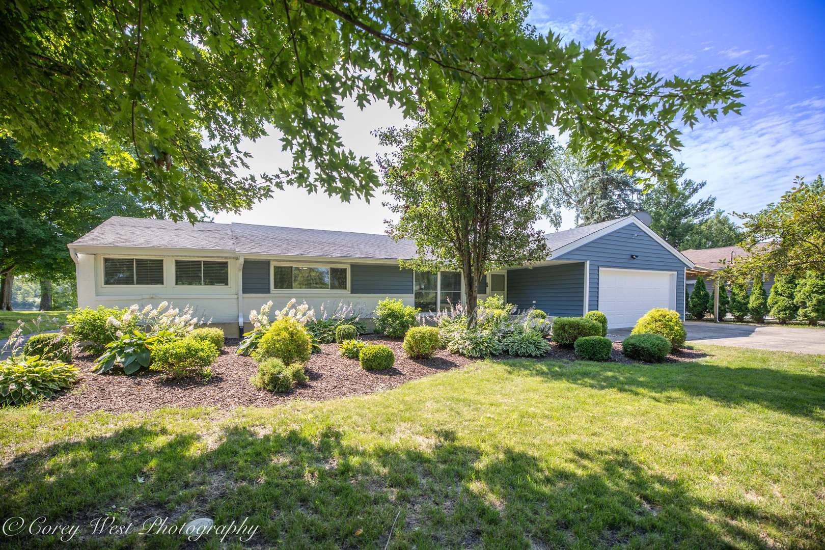 6183 N River DR, Oregon, IL 61061