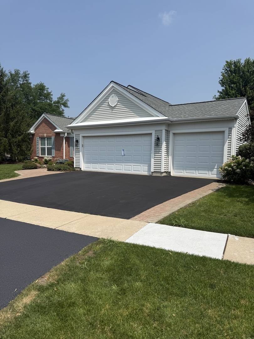 14082 Francesca CV, Huntley, IL 60142