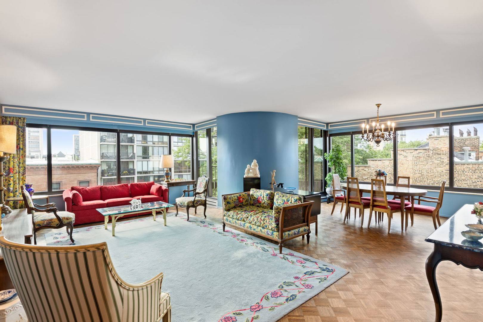 1501 N State Pkwy #5A, Chicago, IL 60610