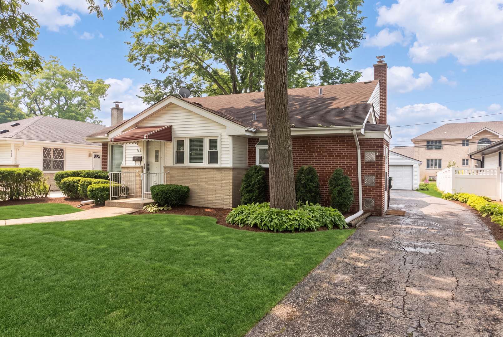 112 N Broadway AVE, Park Ridge, IL 60068