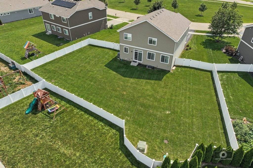 25450 W Ryan LN, Plainfield, IL 60586