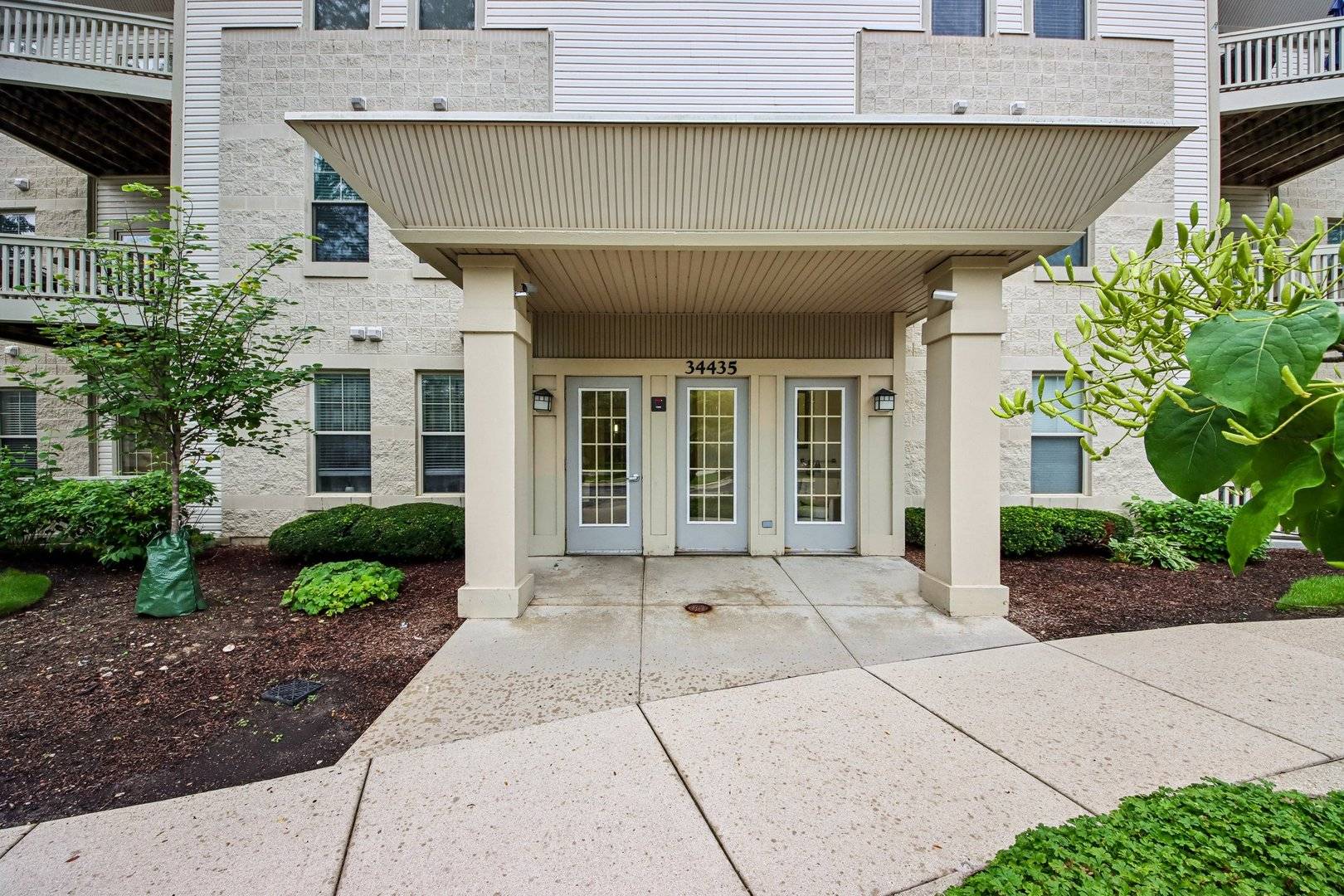 34435 N Old Walnut CIR #306, Gurnee, IL 60031