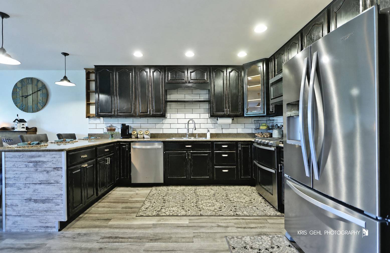 860 STRATFORD CT, Grayslake, IL 60030
