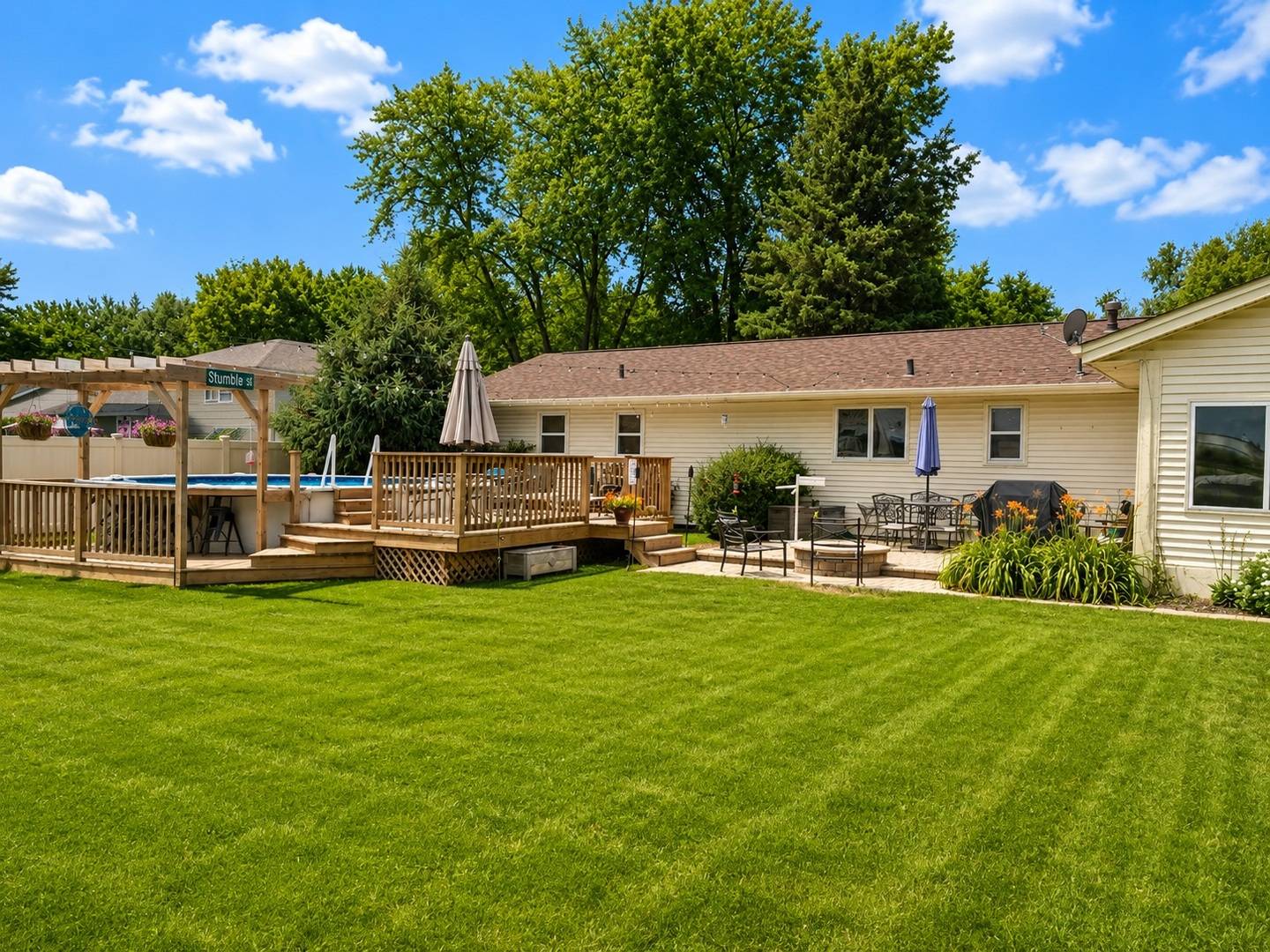 431 S Jean ST, Peotone, IL 60468
