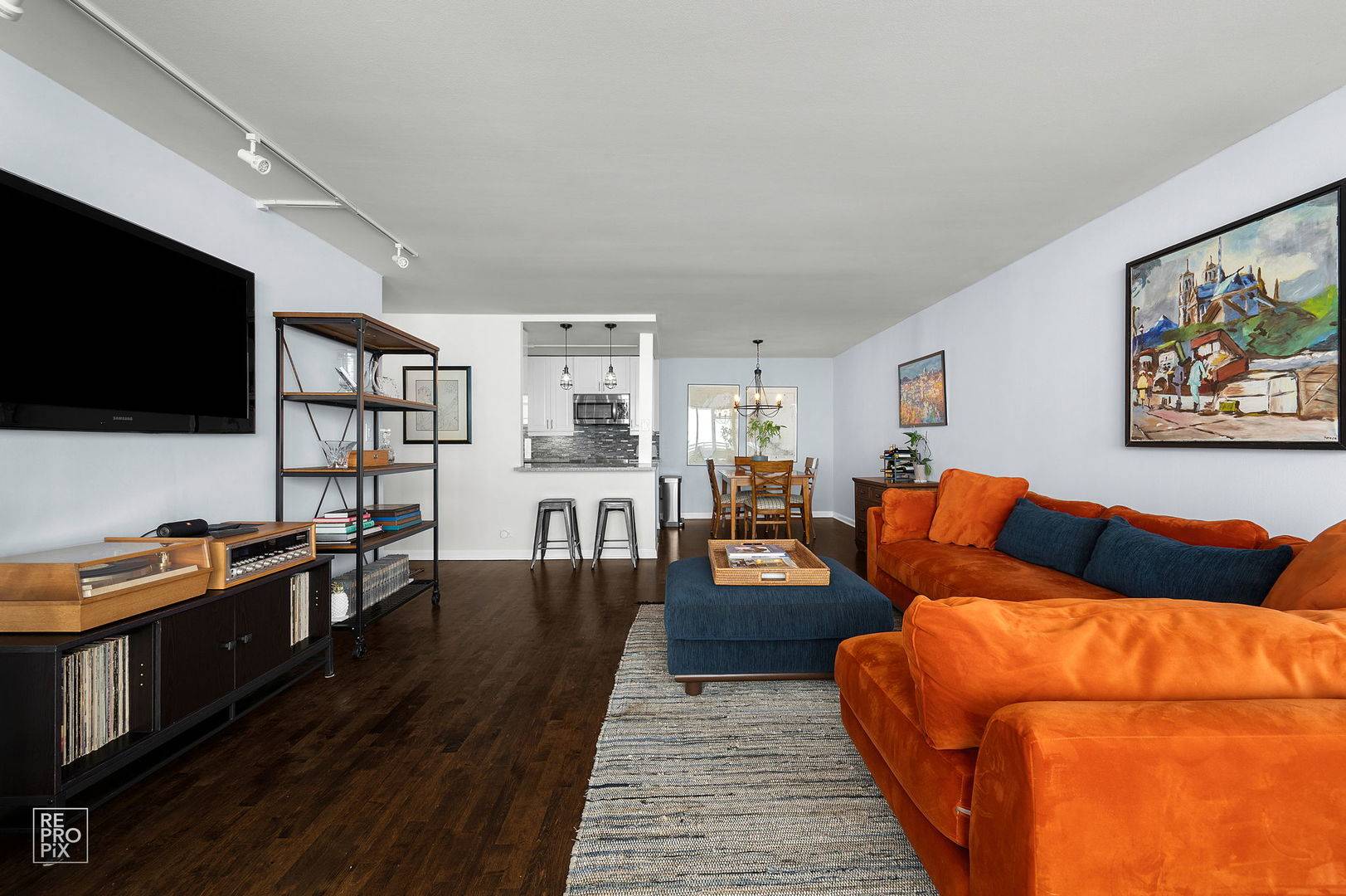 3930 N Pine Grove AVE #2903, Chicago, IL 60613