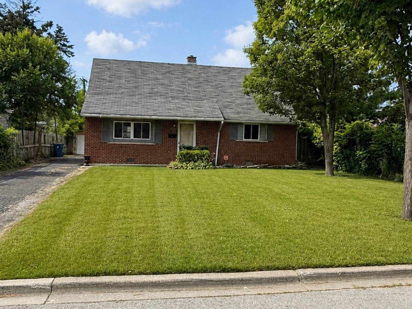 426 Mills ST, Hinsdale, IL 60521