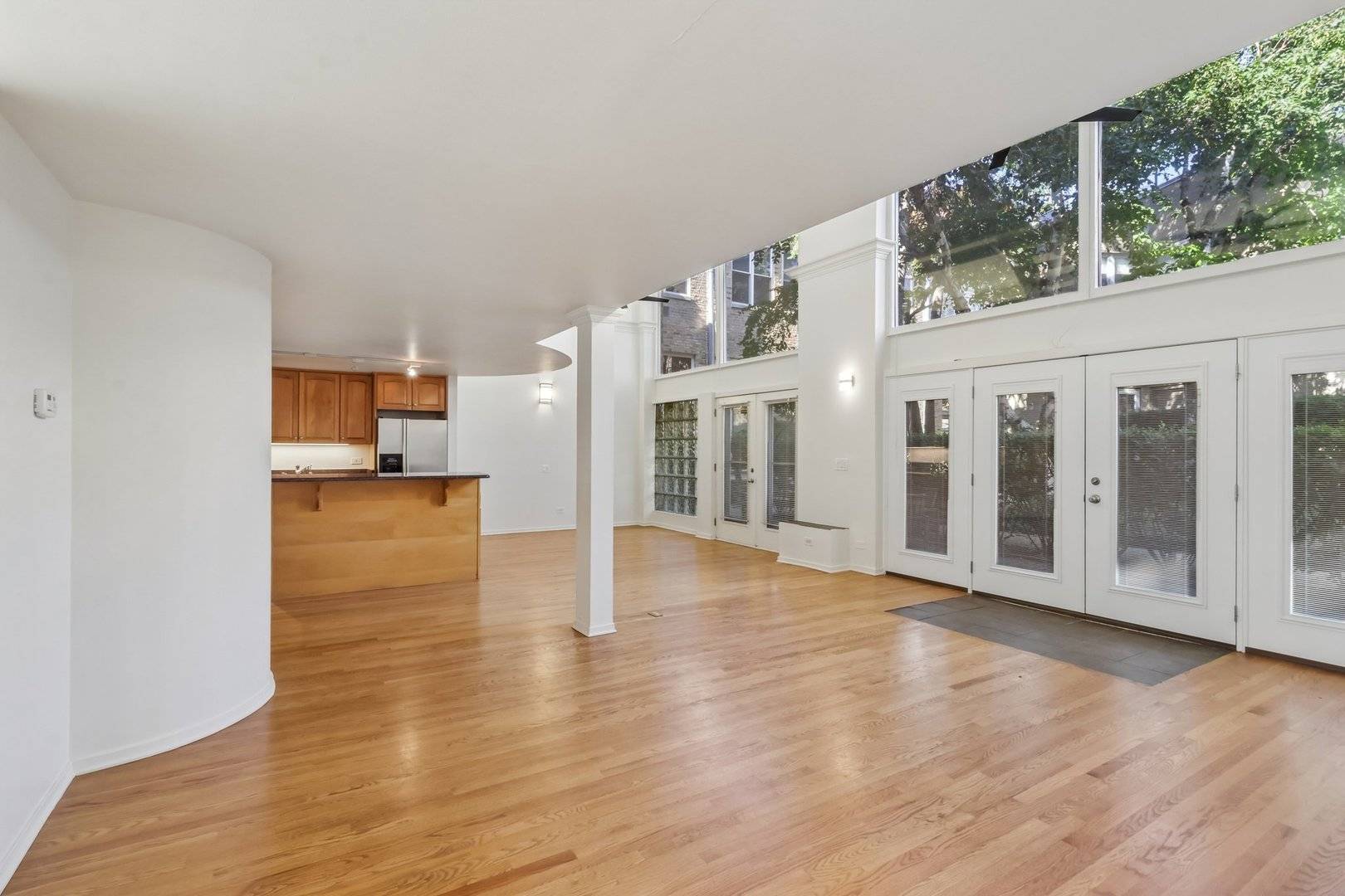 1133 W CORNELIA AVE #B, Chicago, IL 60657