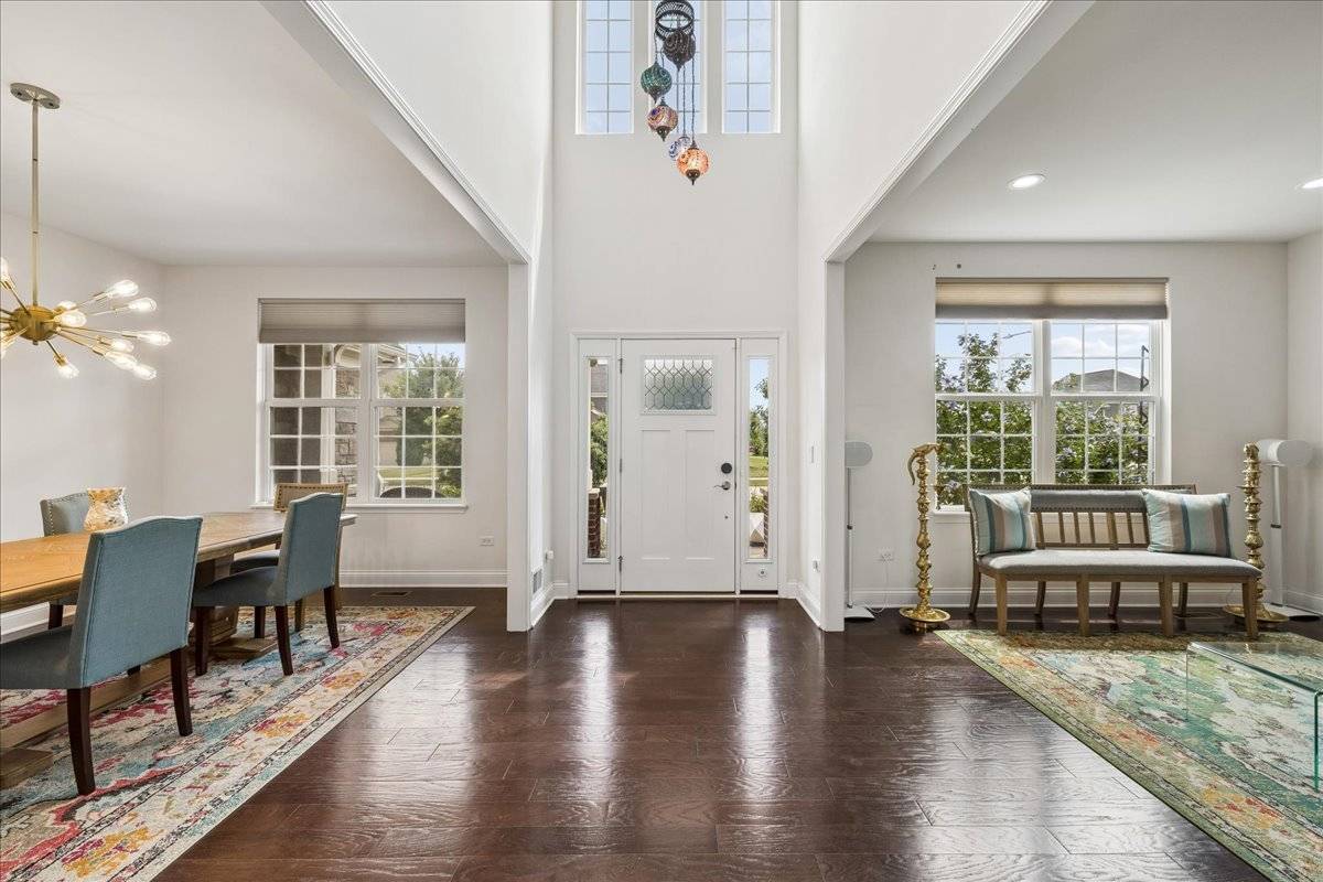 4327 Plantree RD, Naperville, IL 60564
