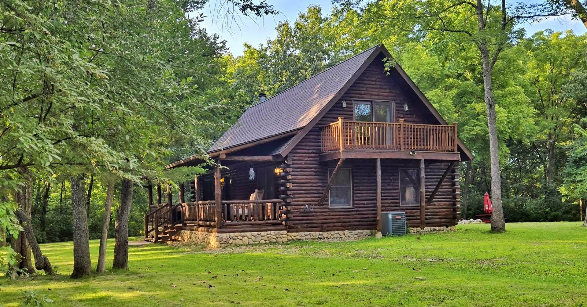 11 Hemlock DR, Putnam, IL 61560