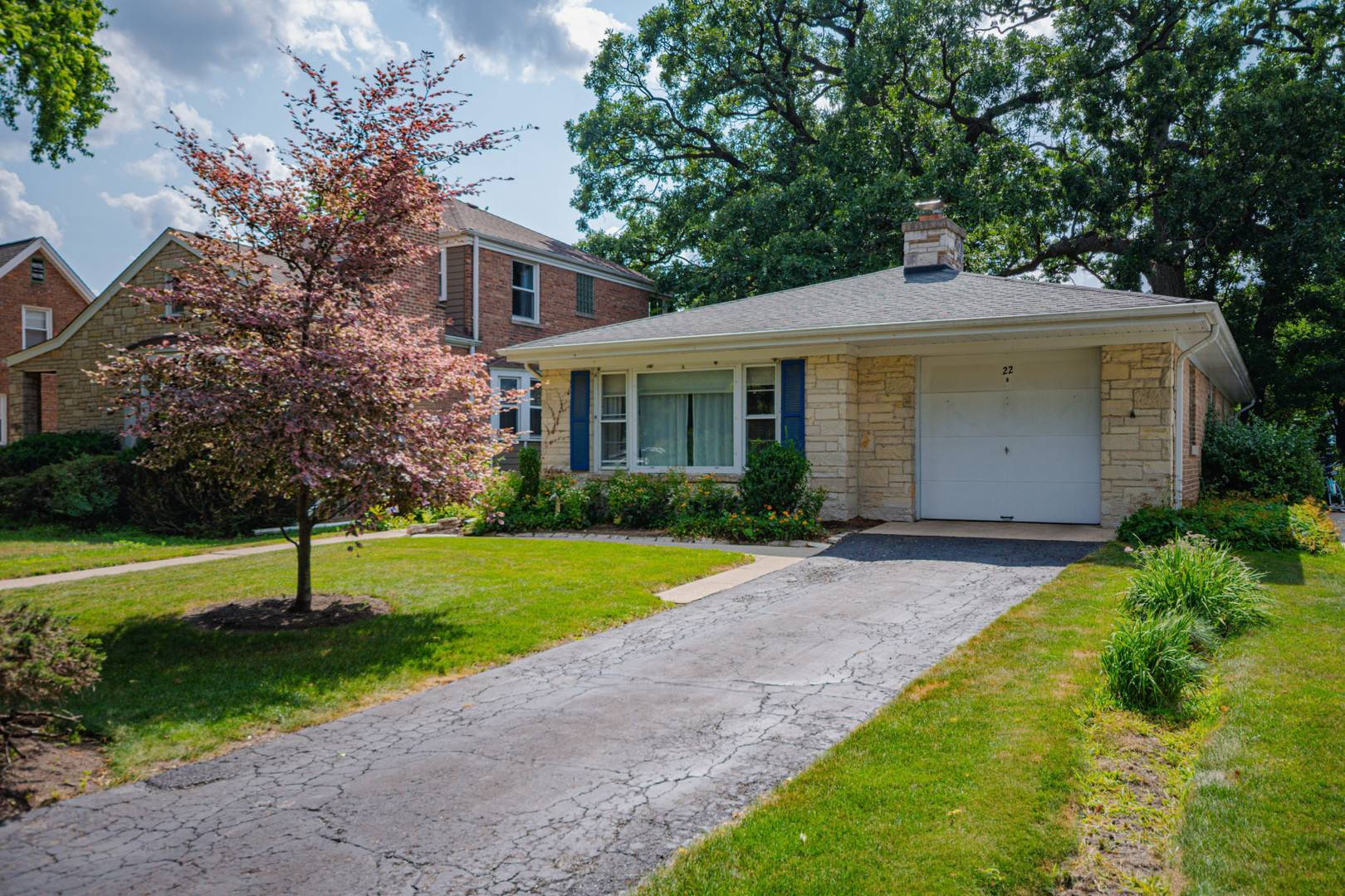 22 GALE AVE, River Forest, IL 60305