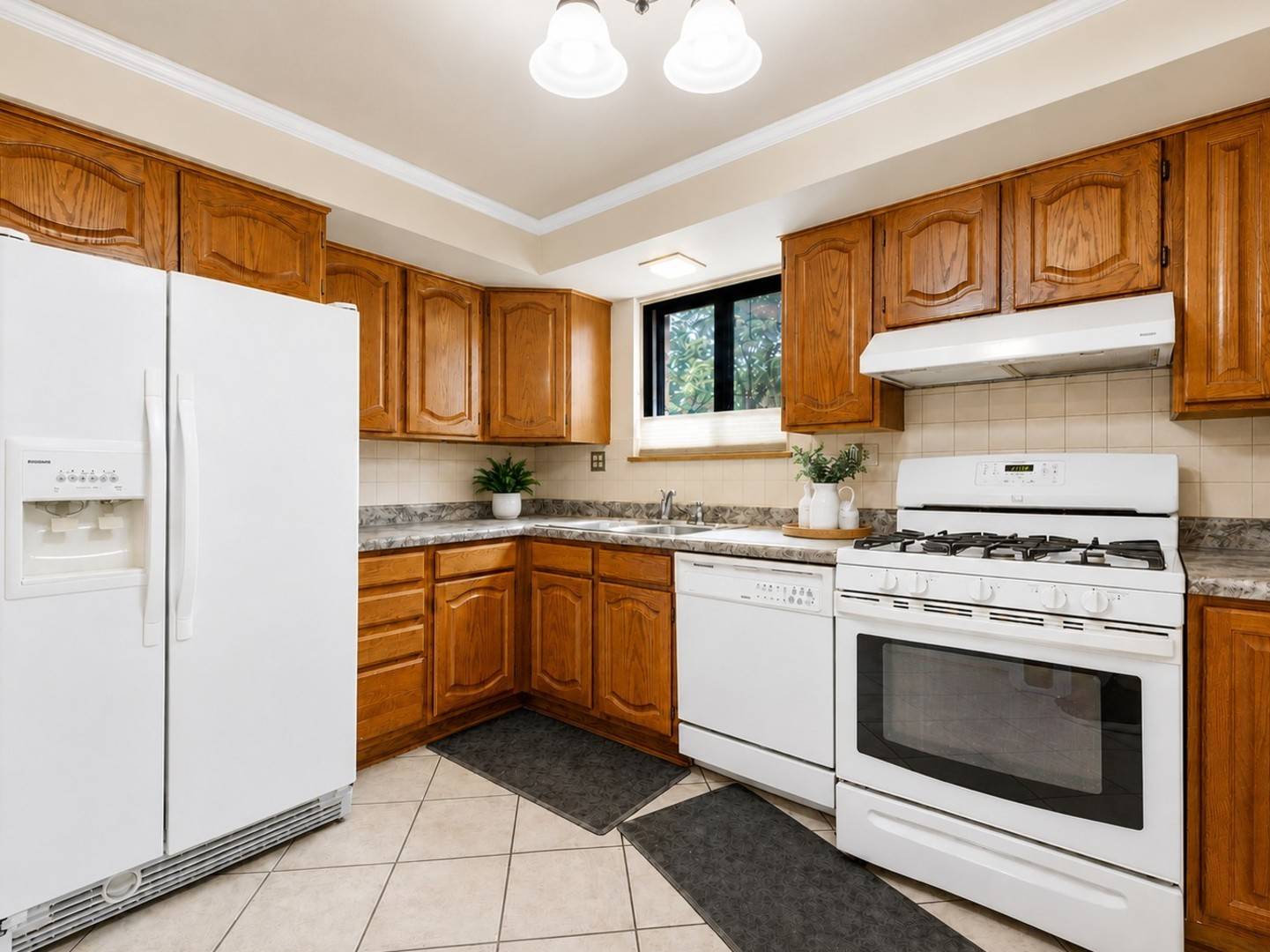 8517 W Catherine AVE #181, Chicago, IL 60656