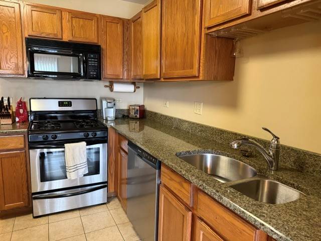 14 Dellwood CT #14, Algonquin, IL 60102