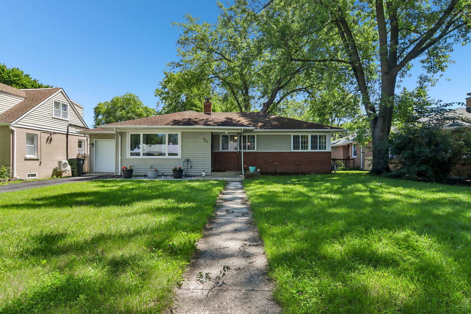 151 S Ashland AVE, Palatine, IL 60074